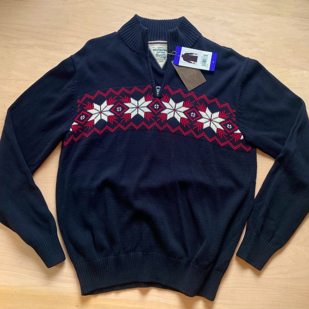 Weatherproof men’s seasonal sweater